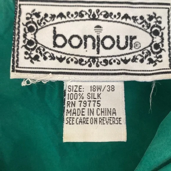 Vintage 80’s Bonjour Green Long Sleeve 100% Silk Plus Size Blouse - Picture 13 of 15